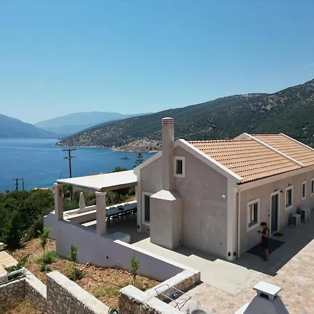 Doto With Private Pool * Ajía Effimía